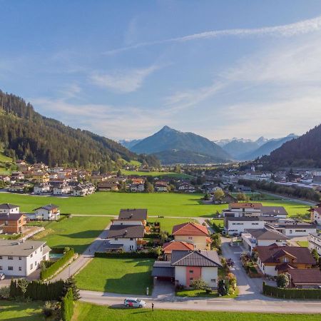 Holiday Home Happy By Interhome Eben Im Pongau Exteriér fotografie