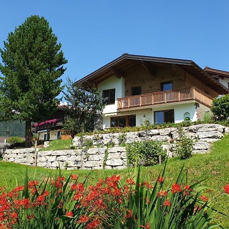 Holiday Home Happy By Interhome Eben Im Pongau Exteriér fotografie
