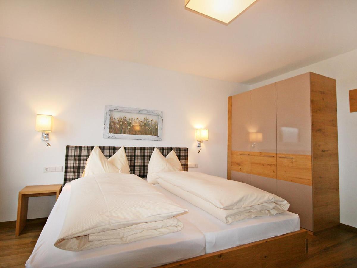 Holiday Home Happy By Interhome Eben Im Pongau Exteriér fotografie