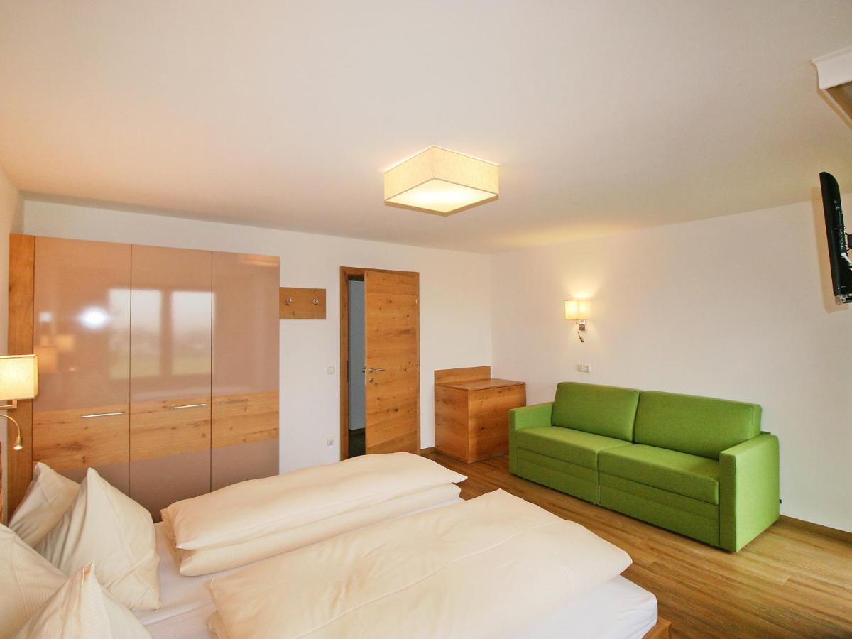 Holiday Home Happy By Interhome Eben Im Pongau Exteriér fotografie